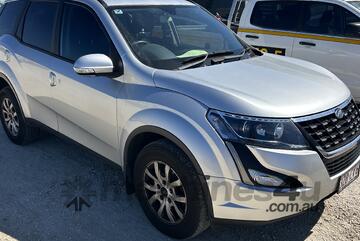 2021 Mahindra XUV500 W6 Petrol