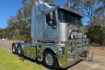 2014 Kenworth K200, Cummins E5, 18sp, 97T rated, service history available