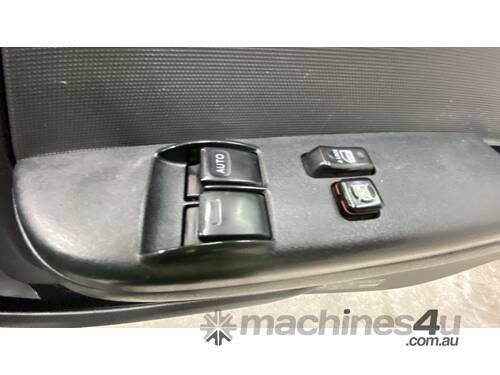 caption 2008 Toyota Hiace Van T/Diesel (Manual)