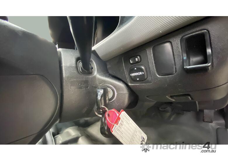 caption 2008 Toyota Hiace Van T/Diesel (Manual)