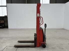 Electric Lift Pallet Jack (Council Asset) **UNRESERVED** - picture0' - Click to enlarge