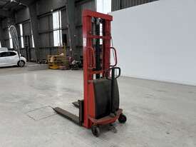 Electric Lift Pallet Jack (Council Asset) **UNRESERVED** - picture0' - Click to enlarge