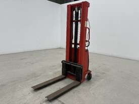 Electric Lift Pallet Jack (Council Asset) **UNRESERVED** - picture2' - Click to enlarge