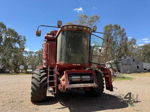 Case IH 2188 Header with 10-10 30ft Front & Trailer