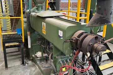 A Goninan & Co Extruder