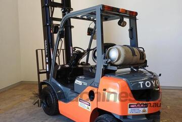 Toyota 8FG25 IC Truck - 2.5 tonne