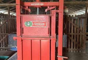 Sunbeam Electric Wool Press