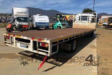 2015 Isuzu FSR 850 Long Tray Day Cab