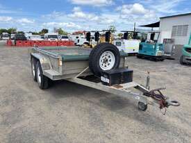 2009 Ko-Mas Trailers Tandem Axle Tipping Box Trailer - picture0' - Click to enlarge
