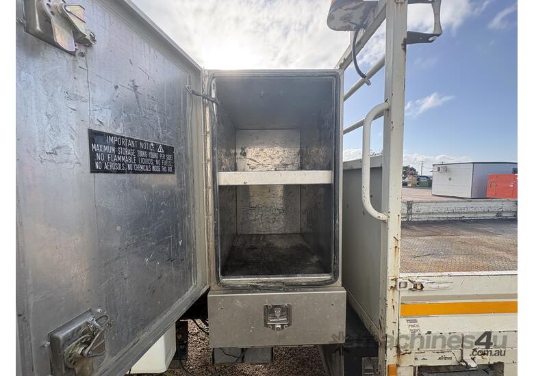 2012 Mitsubishi Canter 918 7/800 (4x2) Tray Truck - Mine Spec