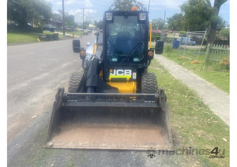 JCB 270WHF Skid Steer