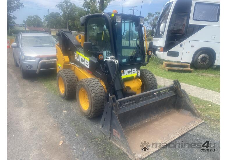 JCB 270WHF Skid Steer