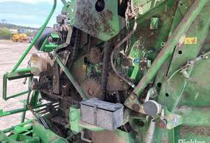 Mchale   V6740 Round Baler