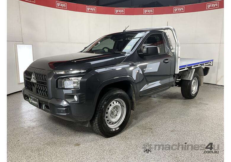 2025 Mitsubishi Triton GLX Diesel