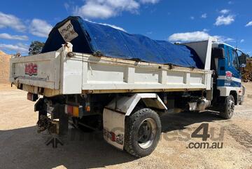 2020 Mitsubishi Fuso Fighter 1124 Tipper