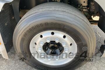 2009 Volvo FH16 Prime Mover Day Cab