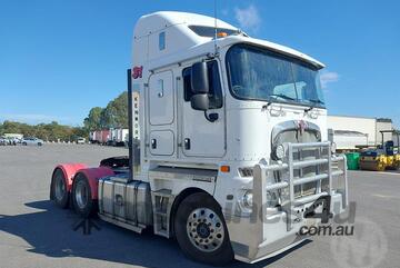 Kenworth   K200