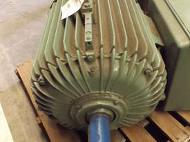 110KW Motor - picture2' - Click to enlarge