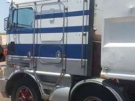 1996 KENWORTH K100G - picture1' - Click to enlarge