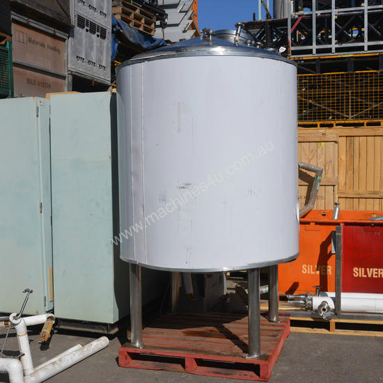 caption 2000L 316 pressure rated insulated Storage Tank
