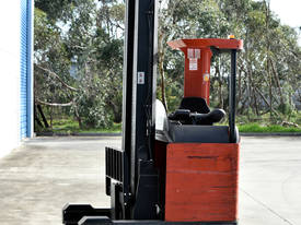 2004 TOYOTA RRB2 Reach Truck - picture0' - Click to enlarge