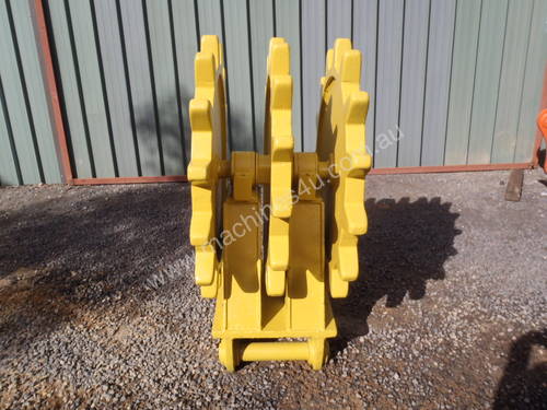 NY Holt Compaction Wheel Suit 20 Tonner