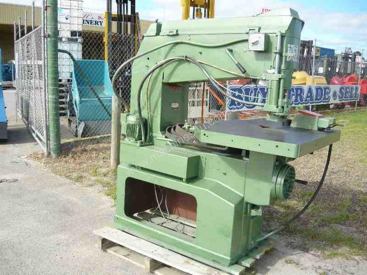 Used Esso Beacon 325 Overhead Routers in LANDSDALE, WA Price: $1,100