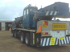 2005 XCMG QY50K MOBILE HYDRAULIC TRUCK CRANE - picture1' - Click to enlarge