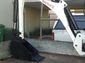 Dingo Back Hoe attachment - picture0' - Click to enlarge