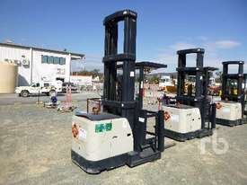 CROWN SP3520-30 Electric Forklift - picture2' - Click to enlarge