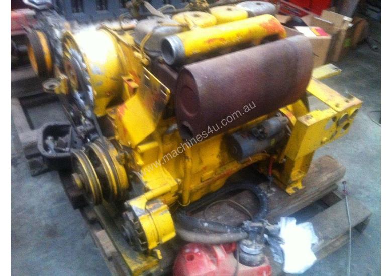 caption Deutz 4cyl with Twin Disc clutch