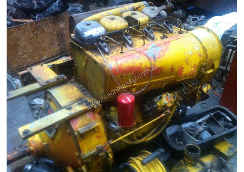 caption Deutz 4cyl with Twin Disc clutch