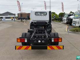 2018 Hyundai MIGHTY EX4 STD CAB SWB Cab Chassis   - picture2' - Click to enlarge