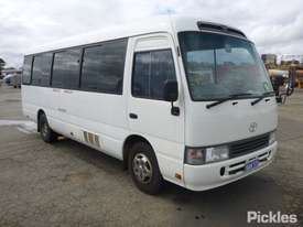 2003 Toyota Coaster - picture0' - Click to enlarge
