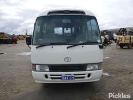 2003 Toyota Coaster - picture1' - Click to enlarge
