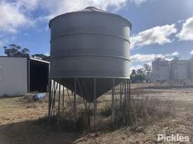 Hillston Engineering Grain Silo - picture2' - Click to enlarge