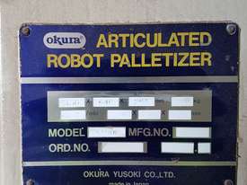 Okura Dual Stacking Articulated Robot Palletizer - used for bagging - picture0' - Click to enlarge