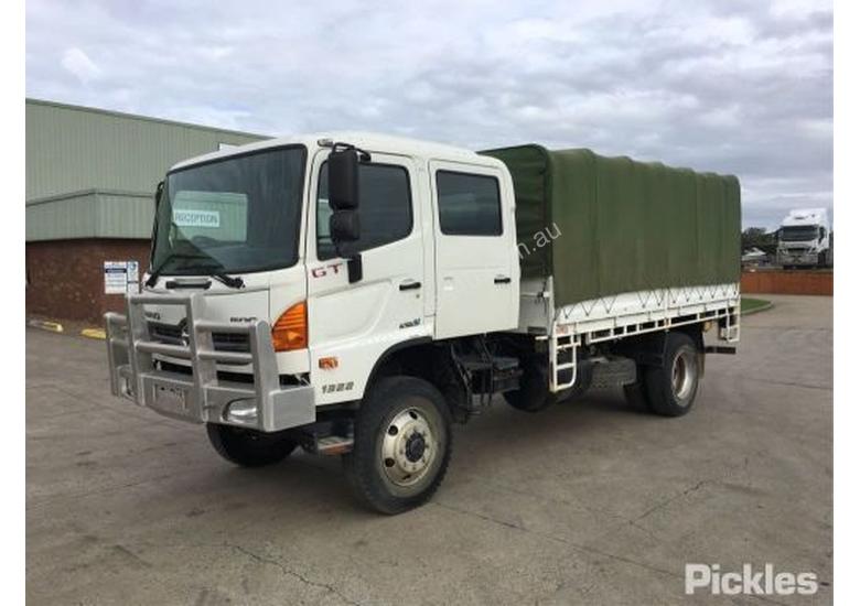 caption 2012 Hino 500 1322 GT8J