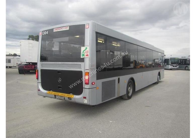 caption Mercedes-Benz Volgren 0405