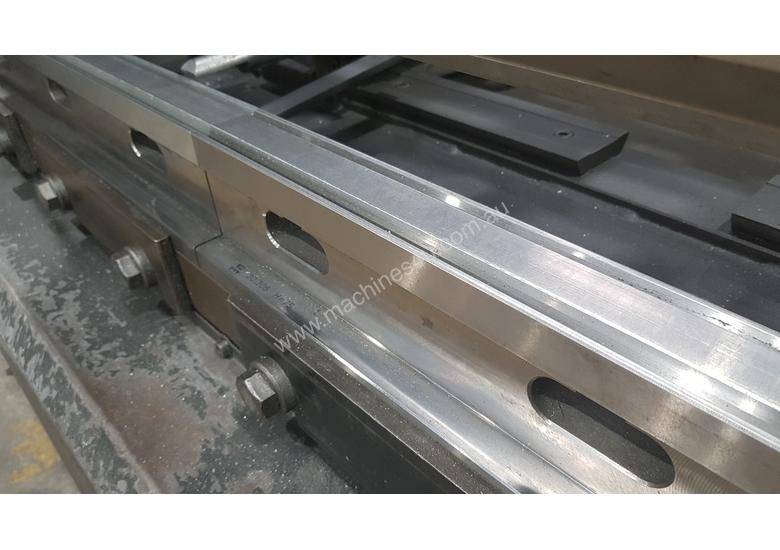 caption Amada Promecam CNC