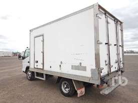 MITSUBISHI CANTER Reefer Truck - picture2' - Click to enlarge