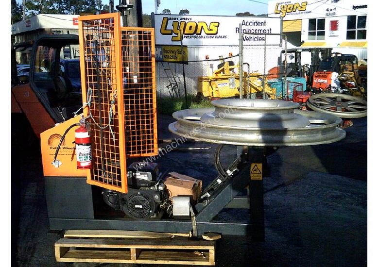 Used 2014 cable winch australia fibre optic capstan winch 2014 76 hrs 14hp petrol foot control