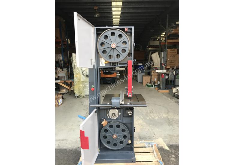 Used 2016 Hammer N4400 Wood bandsaw in , Listed on Machines4u