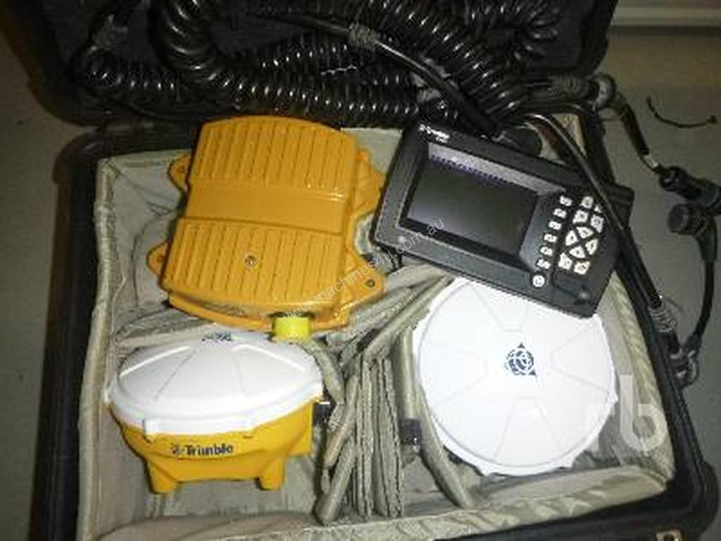 Used trimble TRIMBLE CB450 GPS Surveying Equipment in , Listed on