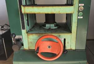 Durden T360 14inch THICKNESSER Ex-TAFE. Minimax Formula 520mm *Sold*. SCM F410 JOINTER Long Tables