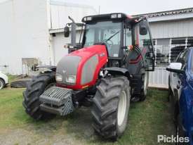 2012 Valtra - picture0' - Click to enlarge