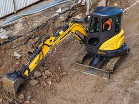 NEW HOLLAND E37C COMPACT EXCAVATOR - picture0' - Click to enlarge
