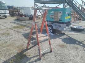 Ladamax 600 Ladder - picture2' - Click to enlarge