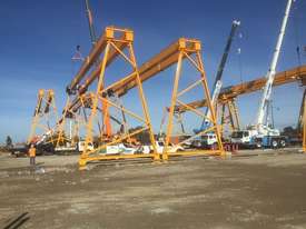 10t Gantry Crane - picture0' - Click to enlarge