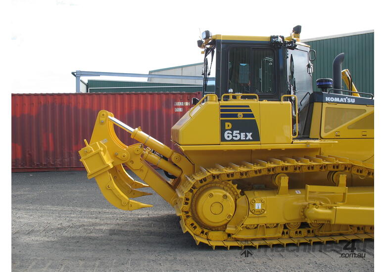 caption Gessner Lewis Rippers for Komatsu D65 - Australian Made!